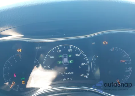 2015 Jeep Grand Cherokee Laredo z USA, uszkodzony, nr VIN 1C4RJFAG8FC129078